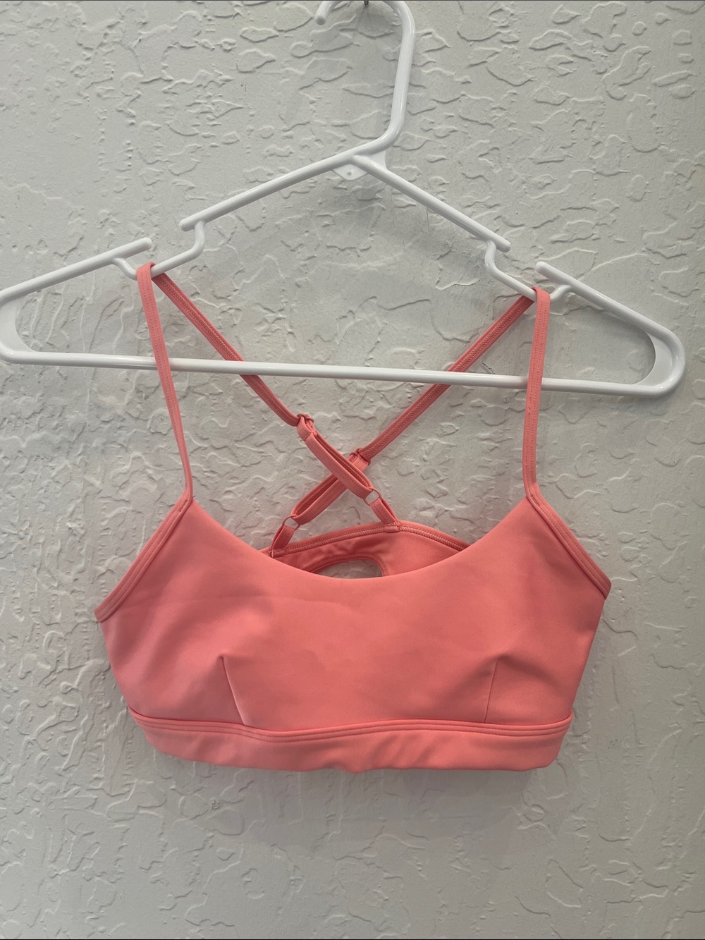 ALO Yoga Coral Pink Strappy Sports Bra size XS